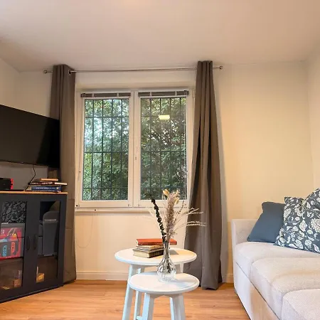 Royal Blue Residence - Elegant, Quiet & Exclusive