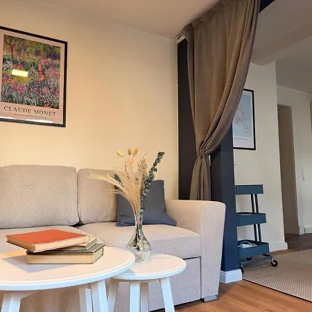 Apartment Royal Blue Residence - Elegant, Quiet & Exclusive *