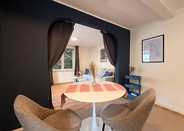 Royal Blue Elegant, Quiet And Exclusive * Ольденбург