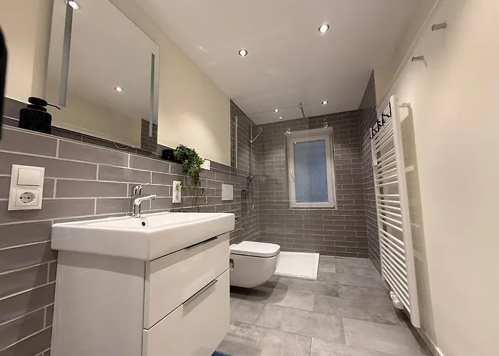 Royal Blue Elegant, Quiet And Exclusive *